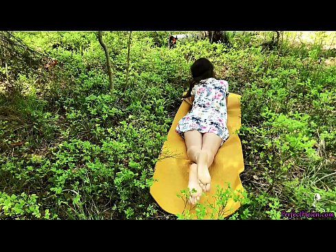 ❤️ Un inconnu sur Tinder masturbe ma chatte et baise passionnément dans les bois ️❌ Vidéo de porno at us ❌